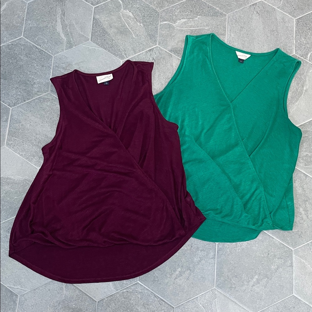 Universal Thread Sleeveless Surplice Blouse – Set of 2 (Burgundy & Green)